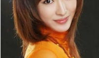 央视女主播李蜜,风采独具，魅力四射