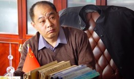 演员 赵军,影视界多面手，演绎人生百态